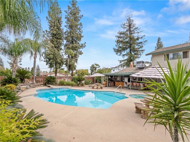 5197 E Hamilton, Fresno, CA 93727