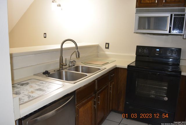 4107 Medical Dr Apt 8204, San Antonio, TX 78229