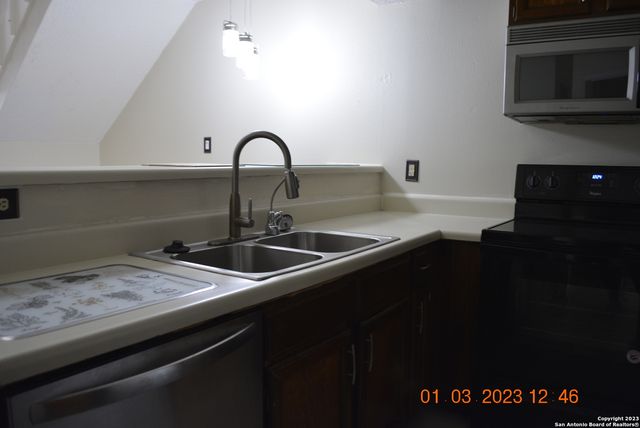 4107 Medical Dr Apt 8204, San Antonio, TX 78229