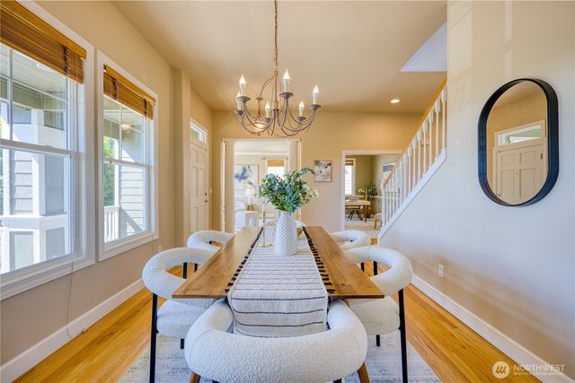 6432 166th Place SE, Bellevue, WA 98006