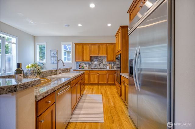 6432 166th Place SE, Bellevue, WA 98006
