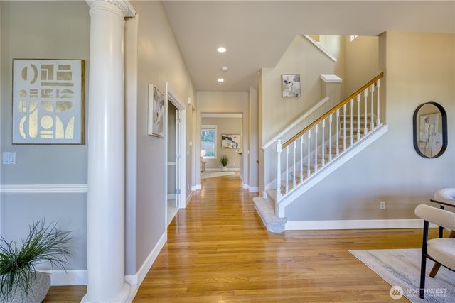 6432 166th Place SE, Bellevue, WA 98006