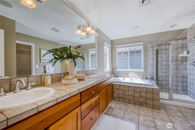 6432 166th Place SE, Bellevue, WA 98006