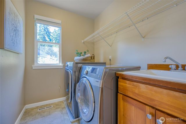 6432 166th Place SE, Bellevue, WA 98006