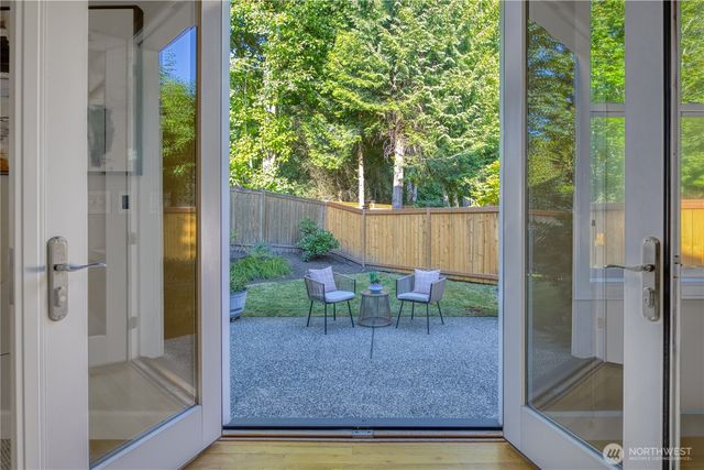 6432 166th Place SE, Bellevue, WA 98006