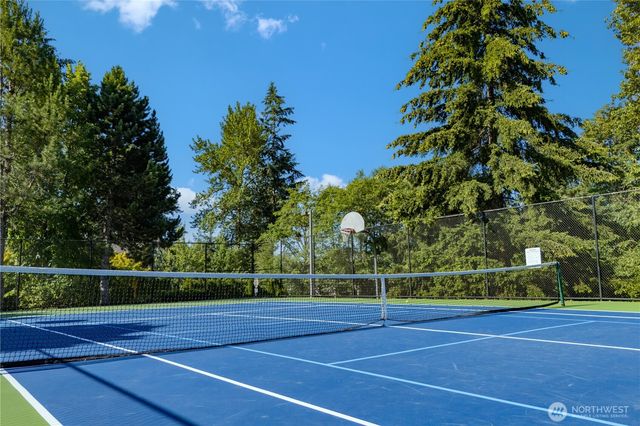 6432 166th Place SE, Bellevue, WA 98006