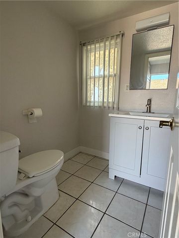 7071 Santa Paula, Buena Park, CA 90620