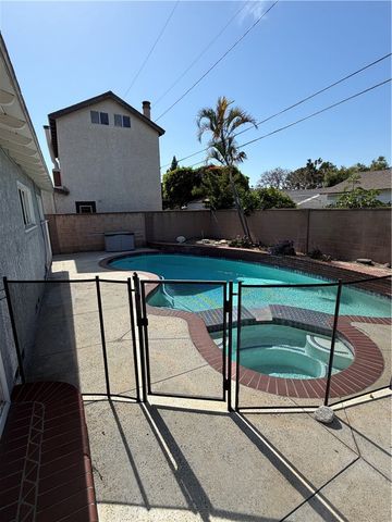 7071 Santa Paula, Buena Park, CA 90620
