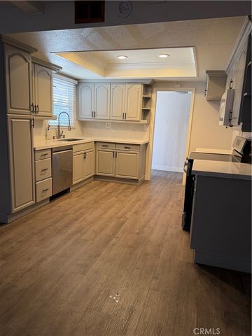 7071 Santa Paula, Buena Park, CA 90620