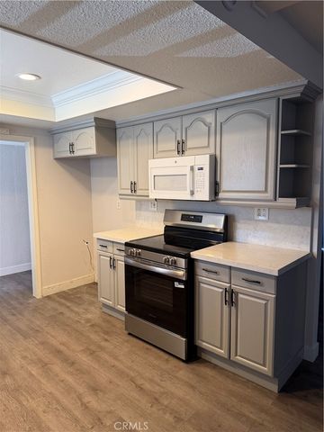 7071 Santa Paula, Buena Park, CA 90620