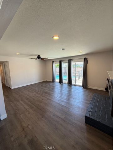7071 Santa Paula, Buena Park, CA 90620