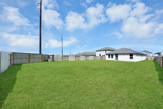 10411 Birds Nest Drive, Beasley, TX 77417