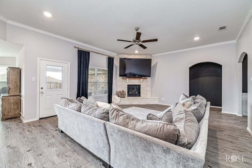 Image 7 of property listing at 5033 Scarlet Oak Lane, San Angelo, TX 76904