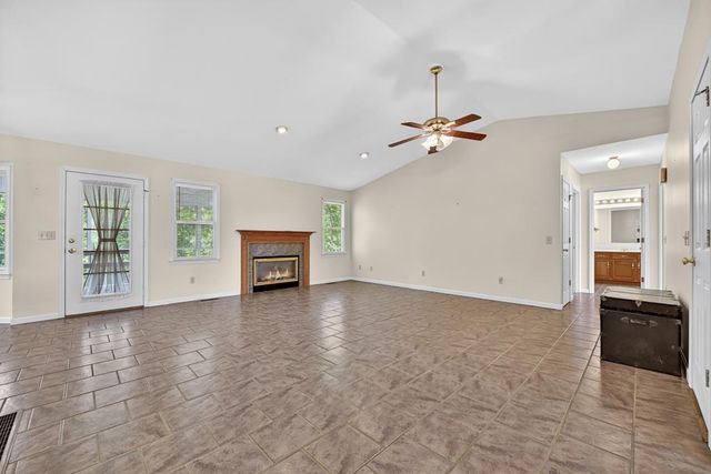 380 Lavista Drive, Blue Ridge, GA 30513