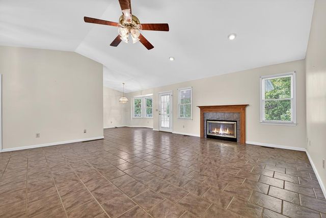 380 Lavista Drive, Blue Ridge, GA 30513
