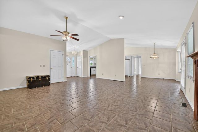 380 Lavista Drive, Blue Ridge, GA 30513