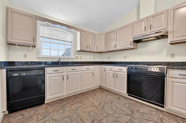 380 Lavista Drive, Blue Ridge, GA 30513
