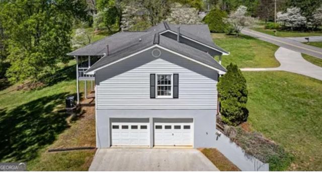 380 Lavista Drive, Blue Ridge, GA 30513