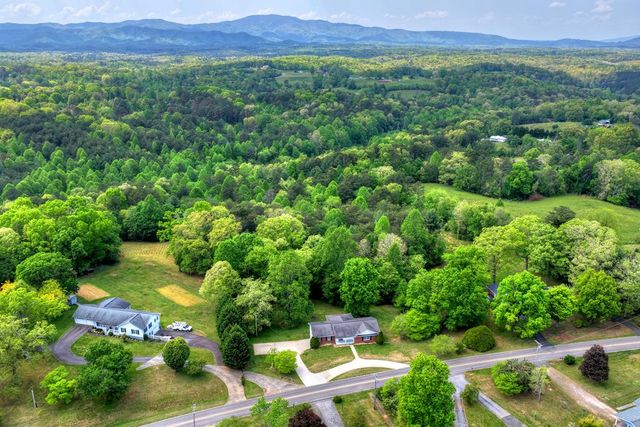 380 Lavista Drive, Blue Ridge, GA 30513