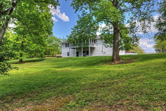 380 Lavista Drive, Blue Ridge, GA 30513