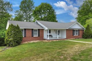 380 Lavista Drive, Blue Ridge, GA 30513