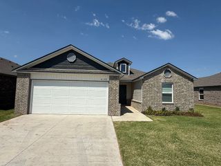 4109 Reese Drive, Mustang, OK 73064