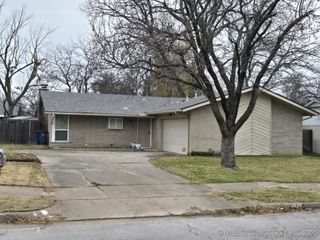 11525 E 16th Street, Tulsa, OK 74128
