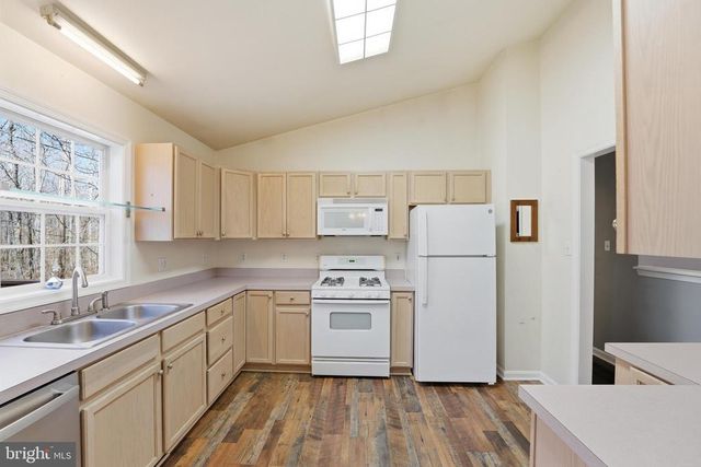 6052 BILAL CT, Jeffersonton, VA 22724