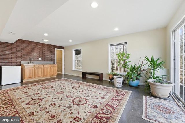 6052 BILAL CT, Jeffersonton, VA 22724