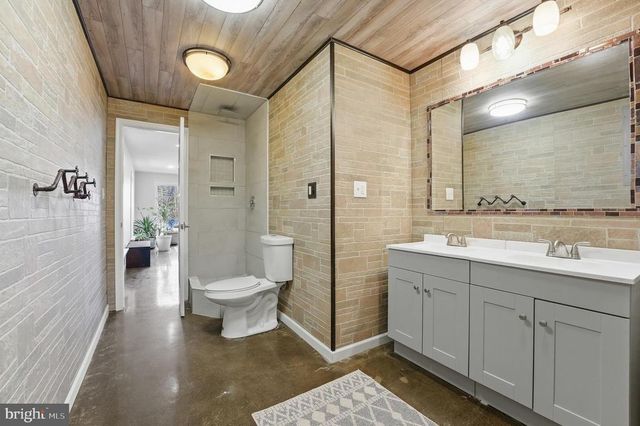 6052 BILAL CT, Jeffersonton, VA 22724