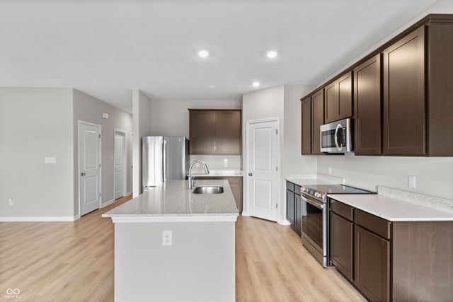 4934 Amber Wood Drive, Indianapolis, IN 46235