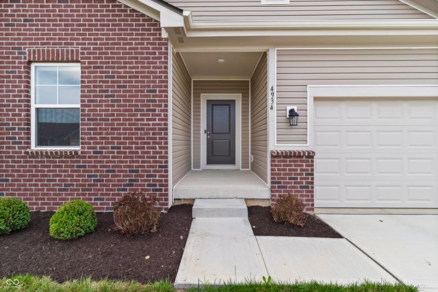 4934 Amber Wood Drive, Indianapolis, IN 46235