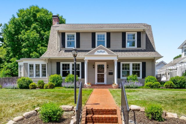 1532 Henderson Drive, Kalamazoo City, MI 49006
