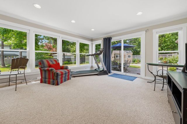 1532 Henderson Drive, Kalamazoo City, MI 49006