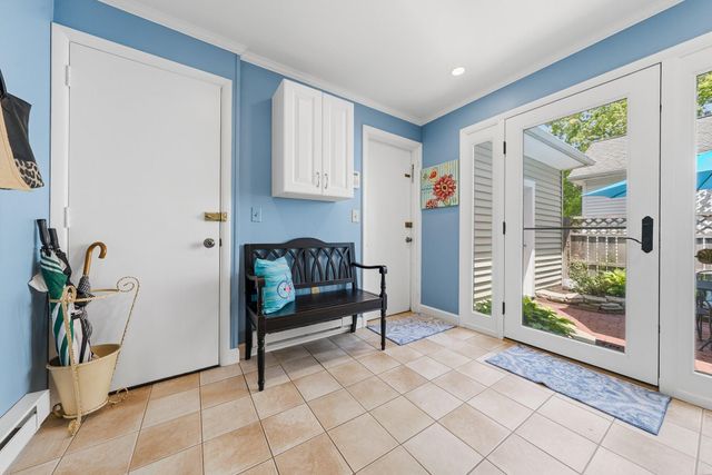 1532 Henderson Drive, Kalamazoo City, MI 49006