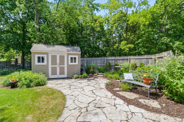 1532 Henderson Drive, Kalamazoo City, MI 49006