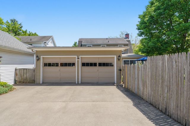1532 Henderson Drive, Kalamazoo City, MI 49006