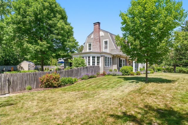 1532 Henderson Drive, Kalamazoo City, MI 49006