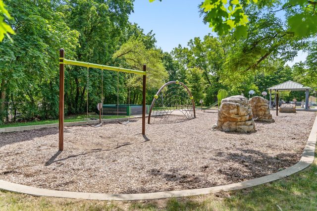 1532 Henderson Drive, Kalamazoo City, MI 49006