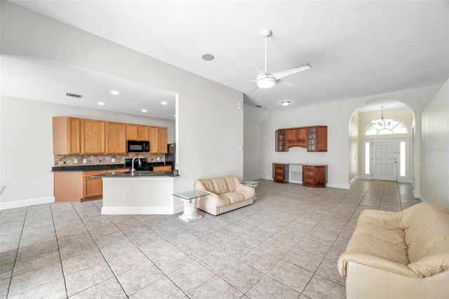 1915 FRUITRIDGE STREET, Brandon, FL 33510