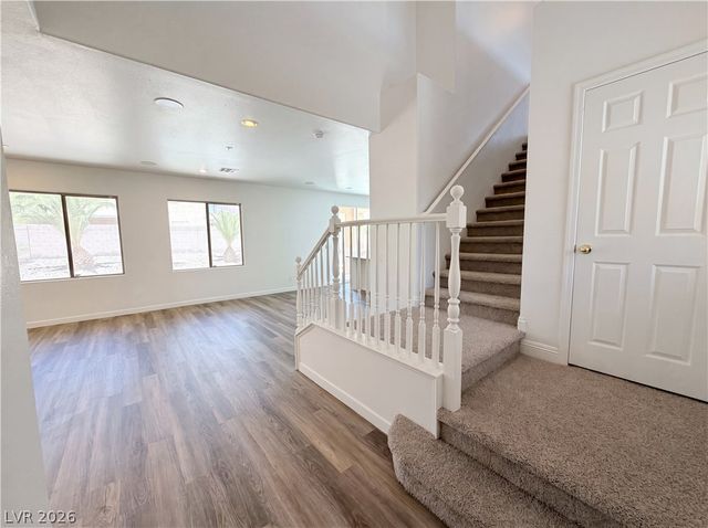 1812 John Bevy Court, North Las Vegas, NV 89086