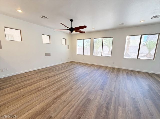 1812 John Bevy Court, North Las Vegas, NV 89086