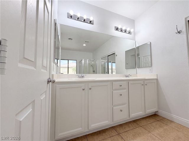 1812 John Bevy Court, North Las Vegas, NV 89086