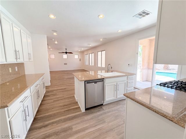 1812 John Bevy Court, North Las Vegas, NV 89086