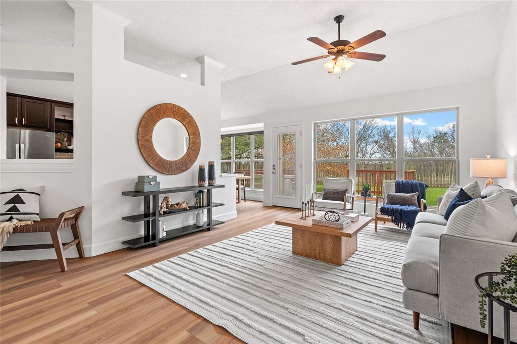 2909 Six Gun TRL, Austin, TX 78748