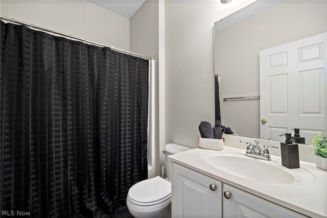 5052 Forestland Court, Brunswick, OH 44212