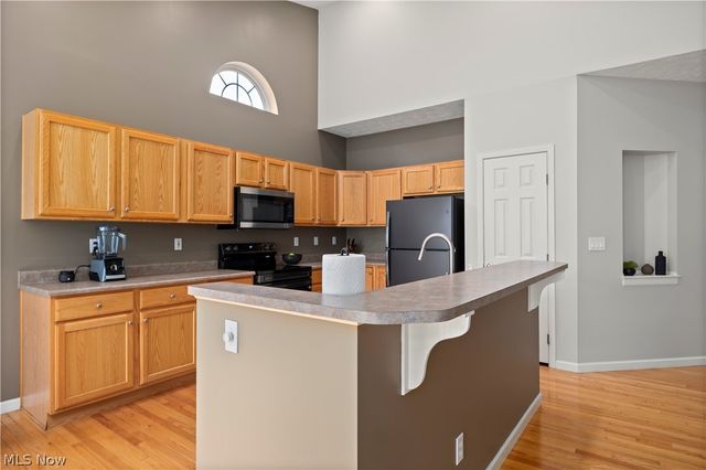 5052 Forestland Court, Brunswick, OH 44212