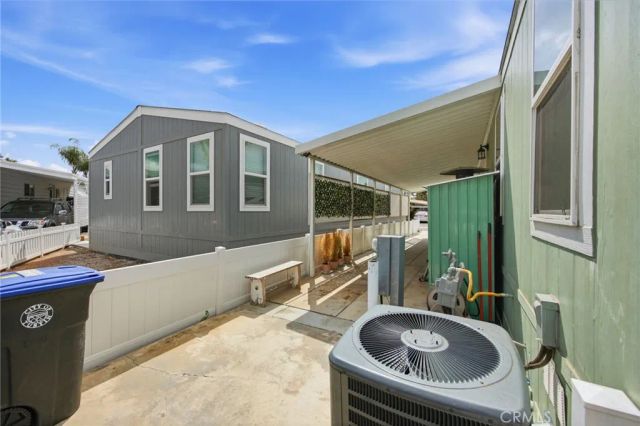 105 E Balboa 148, Tustin, CA 92780