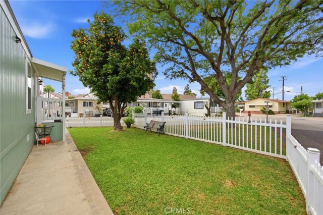 105 E Balboa 148, Tustin, CA 92780