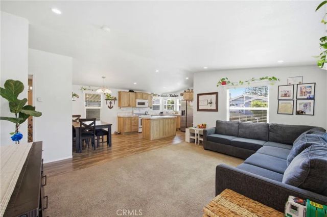 105 E Balboa 148, Tustin, CA 92780